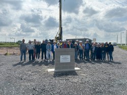 Maison Rurale de la Cigale : Pose de la première pierre